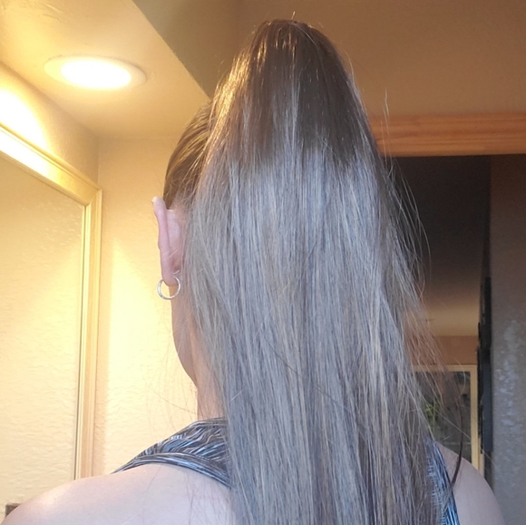 Clip on pony tail wigs - Picture 9 of 12